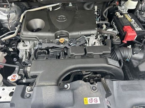 Used 2019 Toyota RAV4 LE image 41
