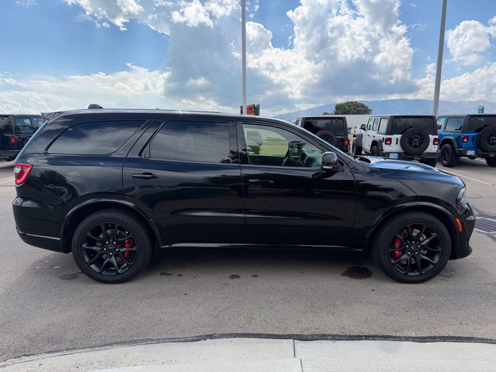 Used 2022 Dodge Durango SRT w/ Technology Group AWD/4WD image 5