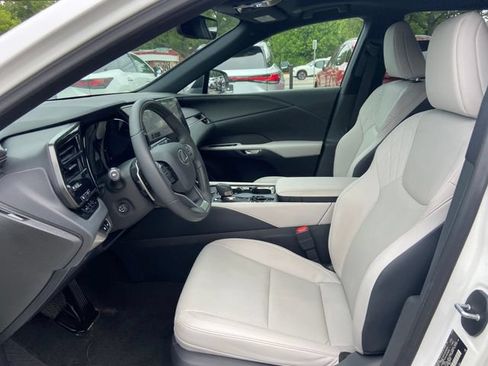 Used 2023 Lexus RX 350 Premium w/ Accessory Package AWD/4WD image 21