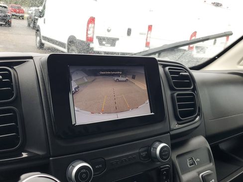 Used 2025 RAM ProMaster 2500 w/ Cold Weather Group image 14