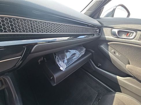 Certified 2025 Honda Civic Sport image 21