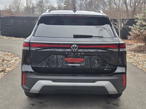 New 2026 Volkswagen Tiguan S image 4