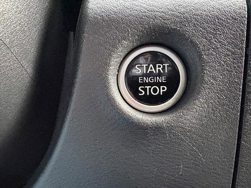 Certified 2023 Nissan Frontier SV w/ Technology Package image 14