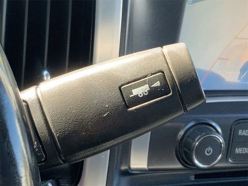 Certified 2019 GMC Sierra 2500 SLT w/ Duramax Plus Package image 17