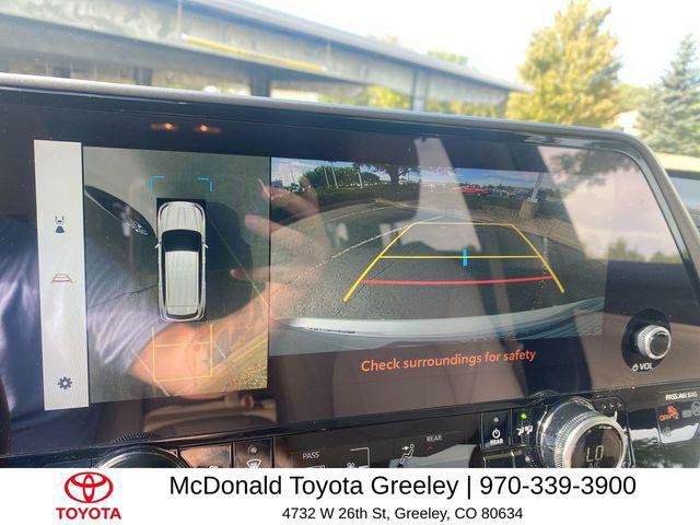 Certified 2025 Toyota Highlander Limited AWD/4WD image 17