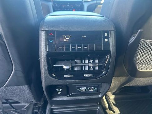 Used 2023 Jeep Grand Cherokee L Laredo AWD/4WD image 25