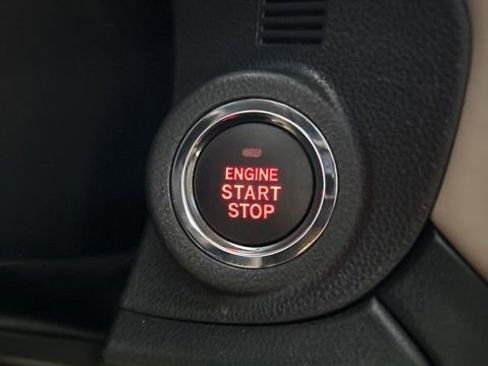 Used 2025 Subaru Outback Limited image 94