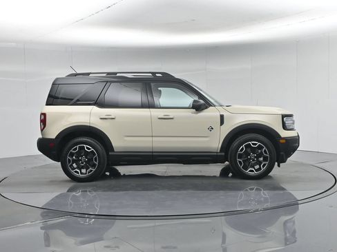 Used 2025 Ford Bronco Sport Outer Banks w/ Outer Banks Tech Package+ AWD/4WD image 26