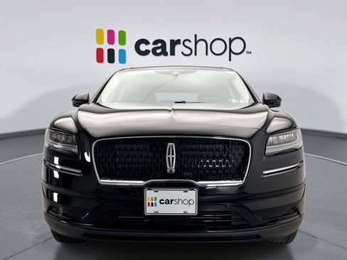 Used 2023 Lincoln Nautilus Reserve w/ Equipment Group 201A image 8