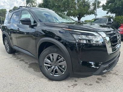 New 2025 Nissan Pathfinder SV w/ Cargo Package