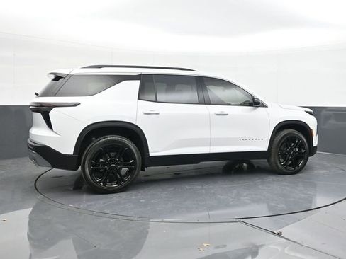 New 2026 Chevrolet Traverse LT w/ LPO, Floor Liner Package image 16