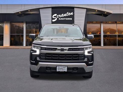 Used 2024 Chevrolet Silverado 1500 LT AWD/4WD image 8