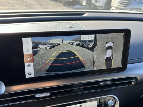 New 2024 Genesis GV60 Performance image 28