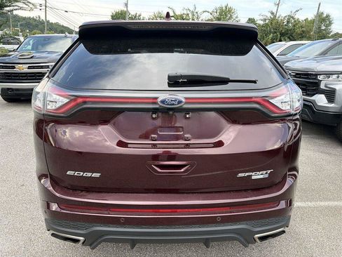 Used 2018 Ford Edge Sport w/ Equipment Group 401A AWD/4WD image 3