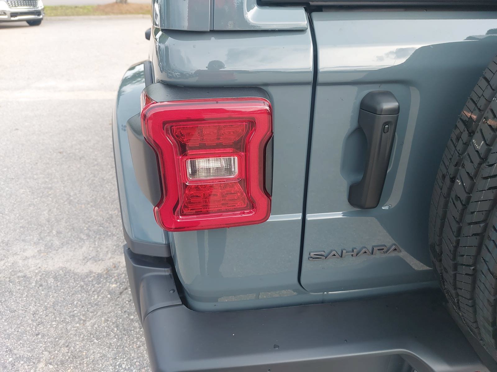 New 2026 Jeep Wrangler Unlimited Sahara AWD/4WD image 33