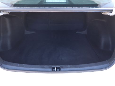 Used 2024 Toyota Corolla LE image 22