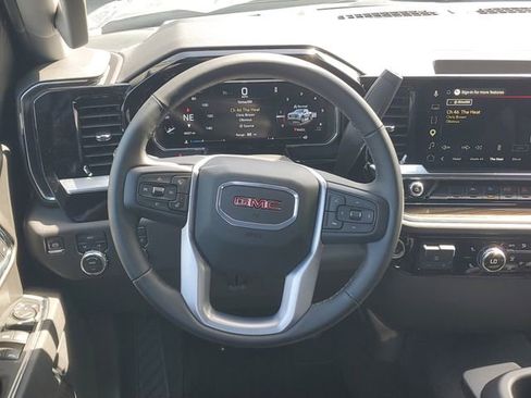 Certified 2026 GMC Sierra 1500 Elevation AWD/4WD image 13