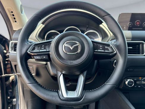 Used 2017 MAZDA CX-5 Touring w/ Preferred Equipment Package FWD image 28