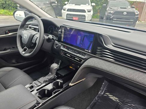 Used 2026 Toyota Camry XLE image 13