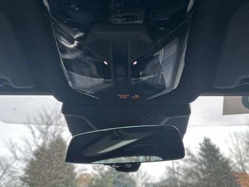 Certified 2025 BMW X3 xDrive30i w/ Premium Package image 37