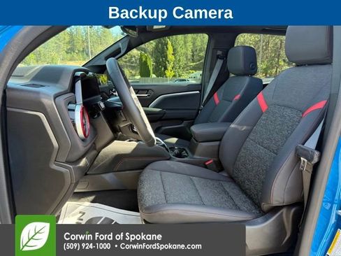 Used 2023 Chevrolet Colorado Z71 w/ Z71 Convenience Package 2 AWD/4WD image 2