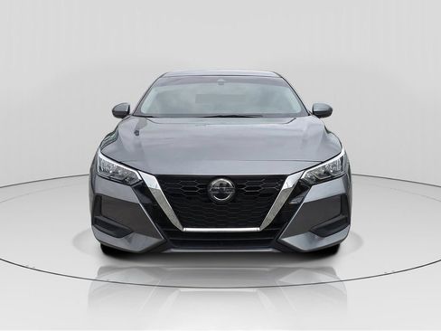 Used 2020 Nissan Sentra S FWD image 2