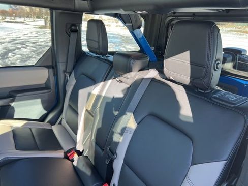 Used 2024 Ford Bronco Wildtrak image 25