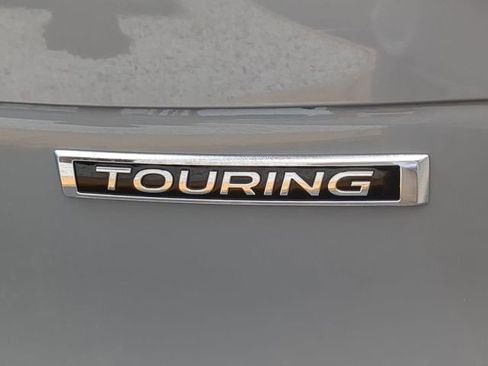 Used 2025 Subaru Forester Touring w/ Popular Package - Touring image 11