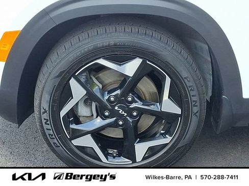 Certified 2024 Kia Seltos EX AWD/4WD image 10