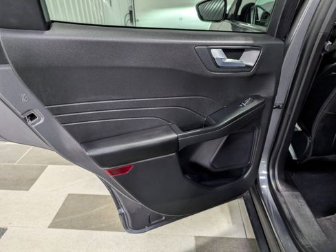 Used 2024 Ford Escape ST-Line w/ Tech Pack #1 image 9