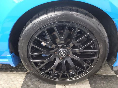 Used 2010 Ford Mustang GT RWD image 21