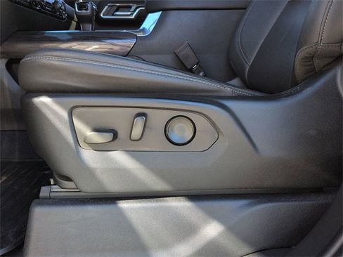 Used 2022 Chevrolet Silverado 1500 LTZ image 20