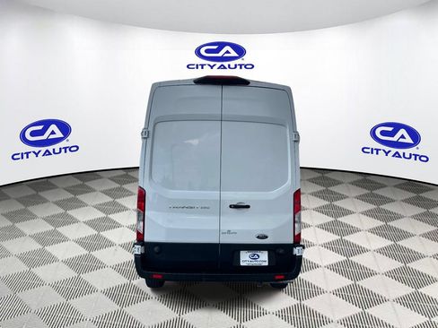Used 2022 Ford Transit 250 148 High Roof RWD image 5
