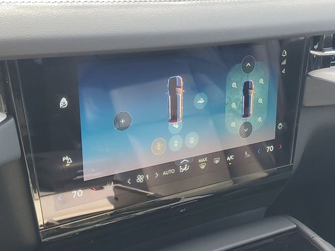 New 2026 Lincoln Navigator Reserve w/ Jet Appearance Package image 24