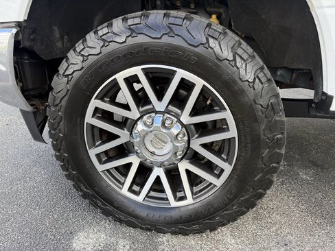 Used 2019 Ford F250 XLT w/ XLT Premium Package image 53