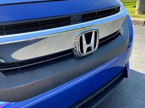 Used 2018 Honda Civic LX image 31