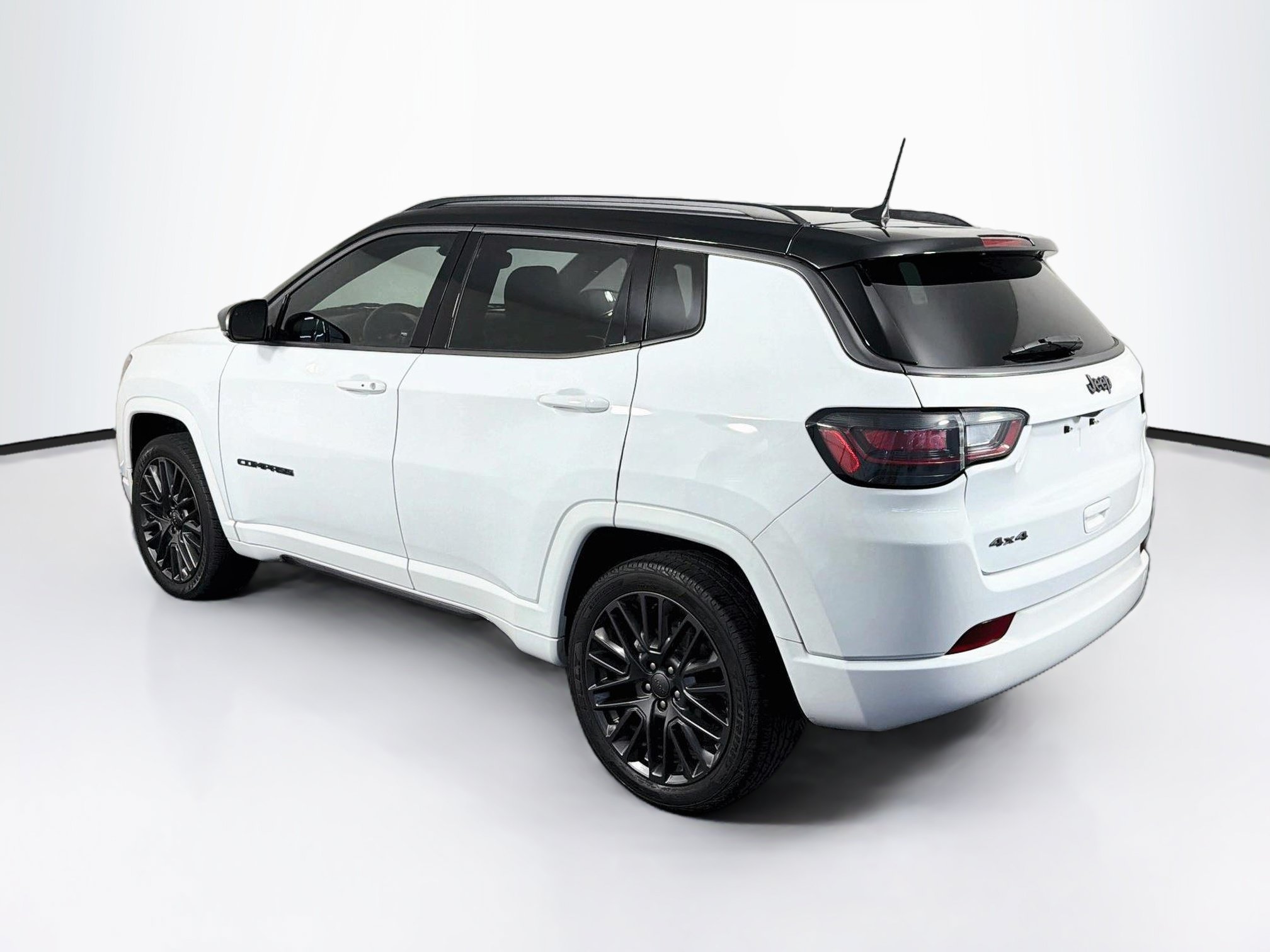 Used 2022 Jeep Compass High Altitude AWD/4WD image 5