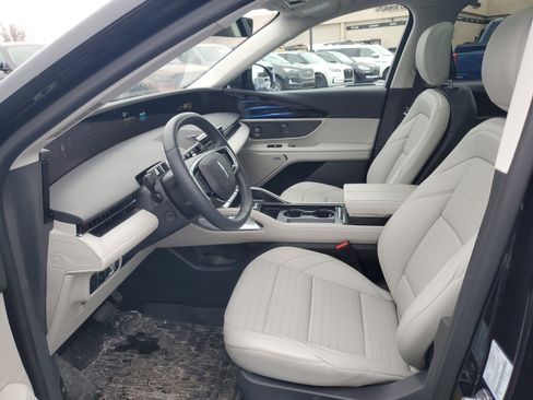 New 2026 Lincoln Nautilus Reserve w/ Jet Appearance Package image 11