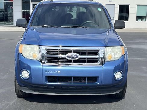 Used 2009 Ford Escape XLT image 2