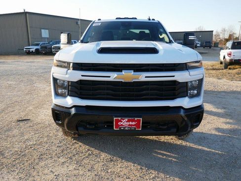 New 2026 Chevrolet Silverado 2500 Custom w/ Custom Value Package AWD/4WD image 7