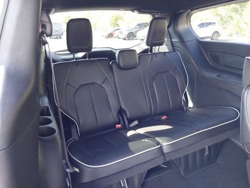 New 2026 Chrysler Pacifica Limited w/ S Appearance Package image 8