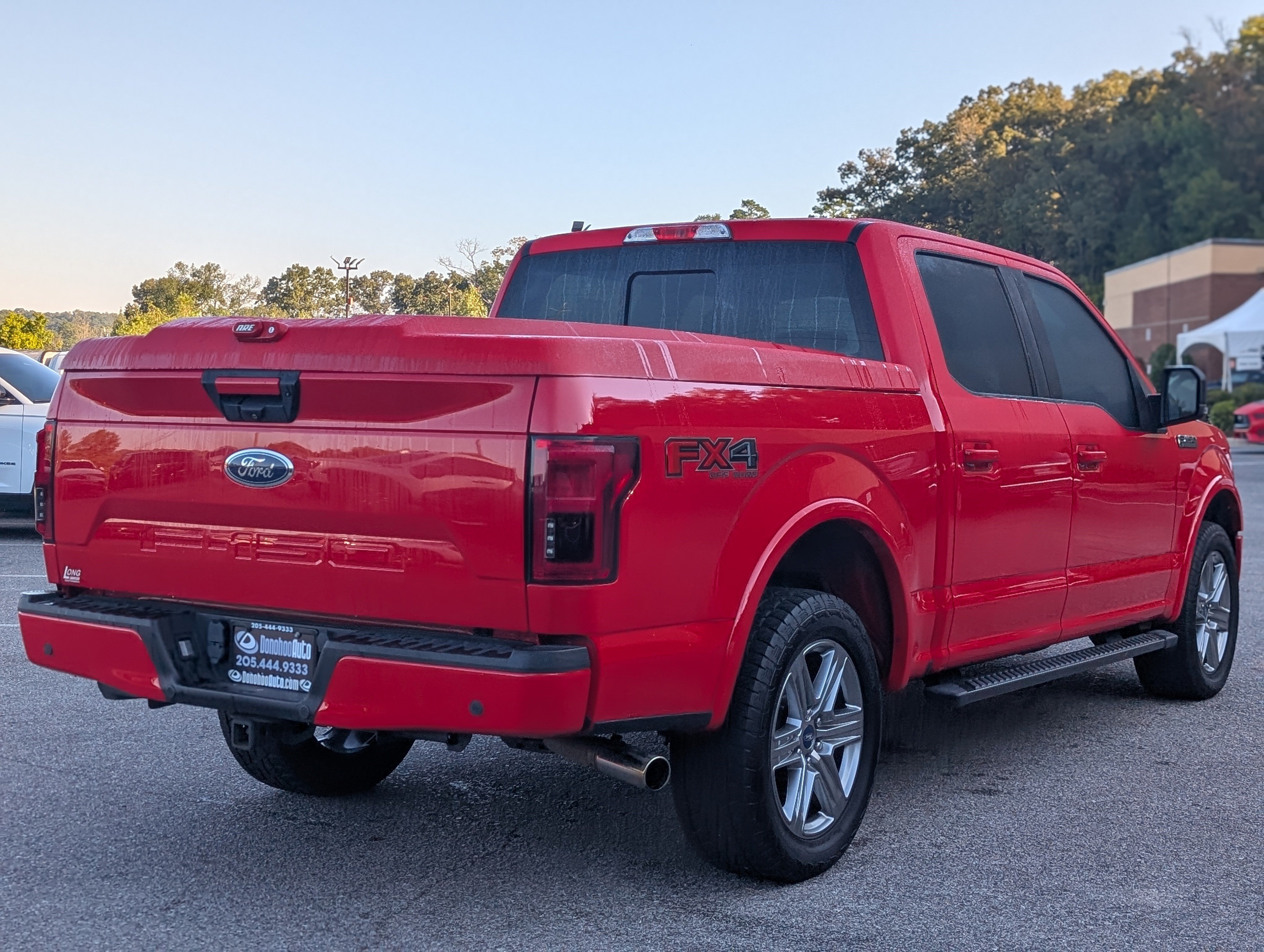 Used 2018 Ford F150 XLT w/ Equipment Group 302A Luxury AWD/4WD image 9