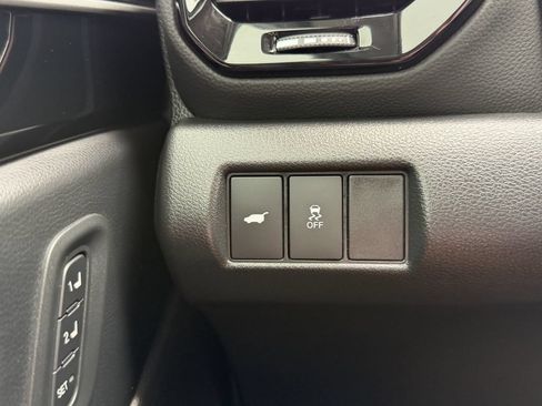 Used 2025 Honda Pilot Touring image 28