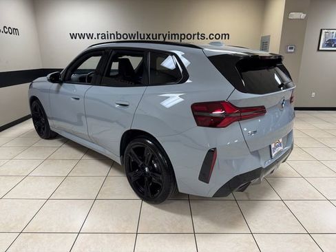 Used 2025 BMW X3 xDrive30 w/ Premium Package AWD/4WD image 4
