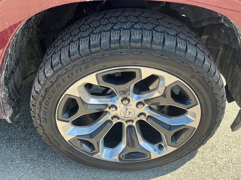 Used 2022 RAM 1500 Limited w/ Body Color Bumper Group image 20