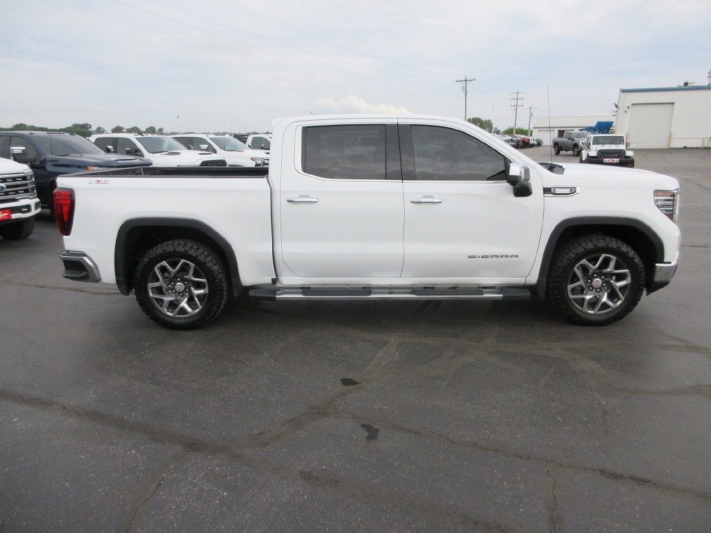 Certified 2024 GMC Sierra 1500 SLT w/ SLT Premium Plus Package AWD/4WD image 5