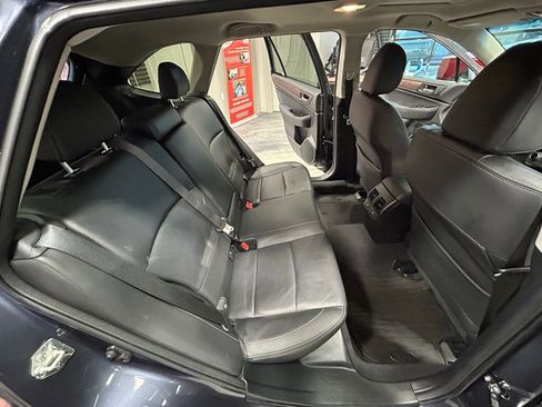 Used 2017 Subaru Outback 2.5i Limited image 42