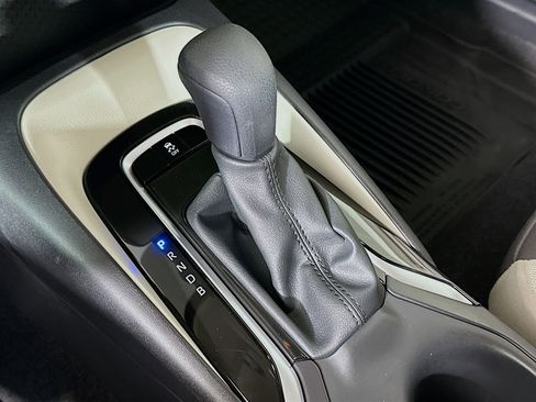 Used 2025 Toyota Corolla LE image 24