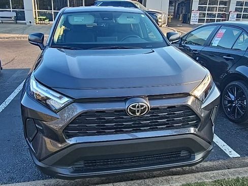 Used 2025 Toyota RAV4 LE image 5
