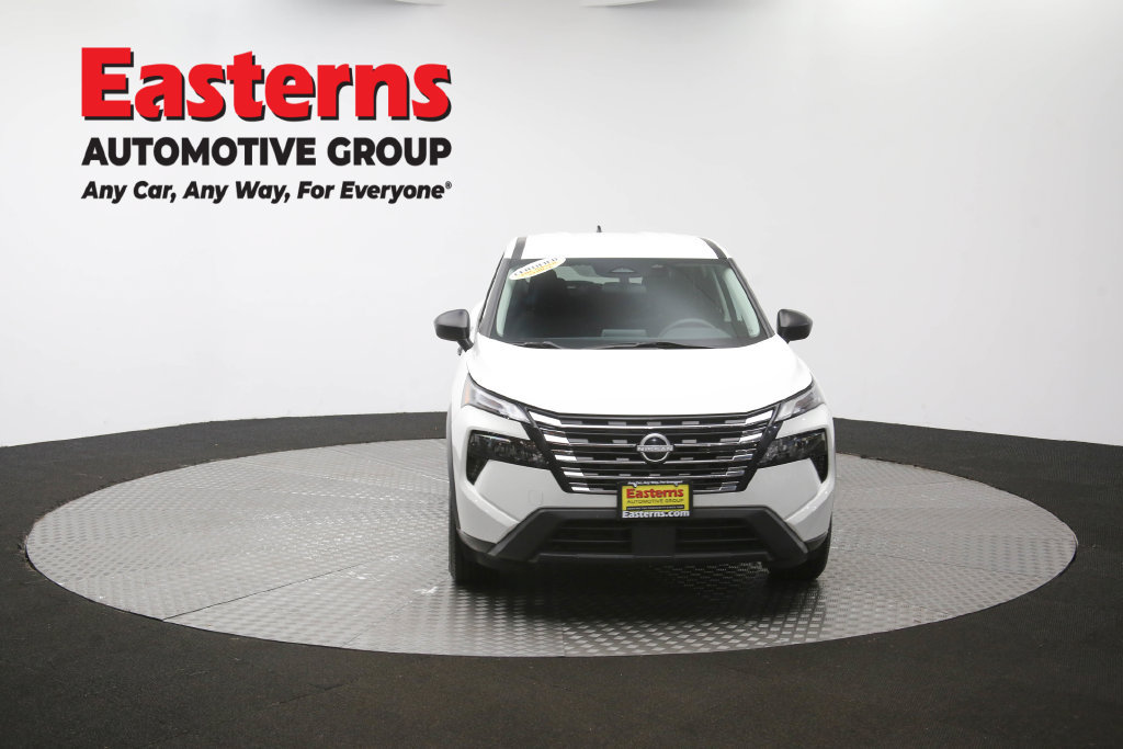 Used 2024 Nissan Rogue S AWD/4WD image 50
